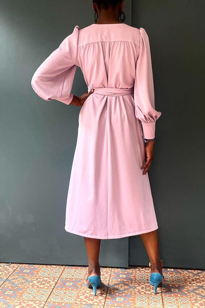 Ossie Crepe Wrap in a  Dusky Pink one size