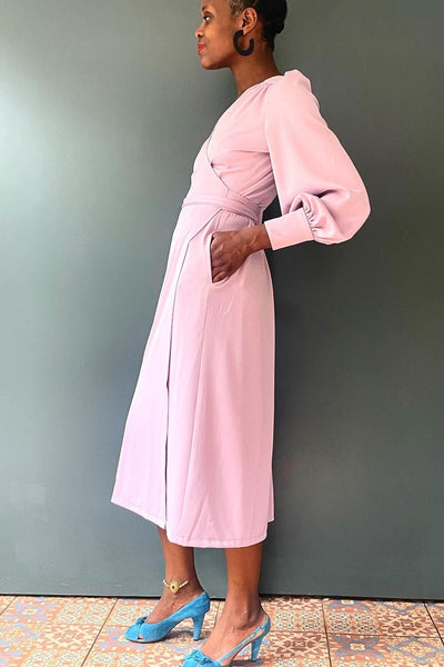 Ossie Crepe Wrap in a  Dusky Pink one size