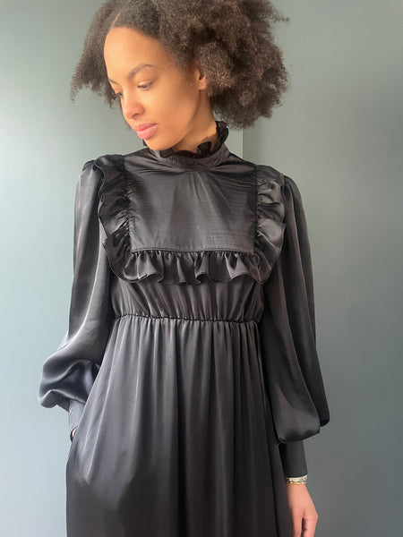 Prairie Dress in black silk satin with pockets